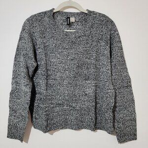 H&M knitted crew neck sweater